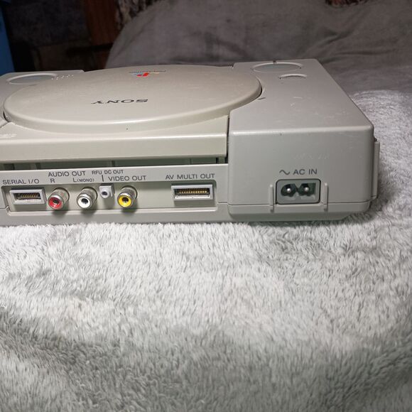 Sony PlayStation 1 PS1 SCPH-3000 Video Game Console Powers On For Parts - Picture 12 of 16